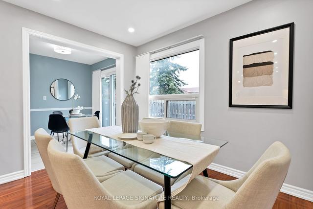 11 Farnham Dr, Townhouse with 3 bedrooms, 4 bathrooms and 2 parking in Brampton ON | Image 4