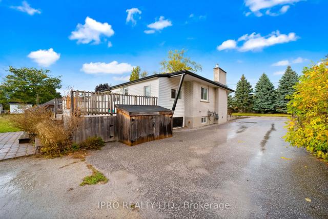 211 Kenneth Ave, House detached with 3 bedrooms, 2 bathrooms and 6 parking in Barrie ON | Image 8