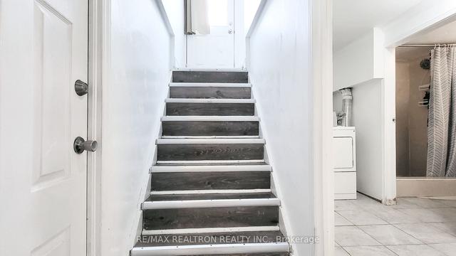15 West 1st St, House detached with 4 bedrooms, 2 bathrooms and 3 parking in Hamilton ON | Image 25