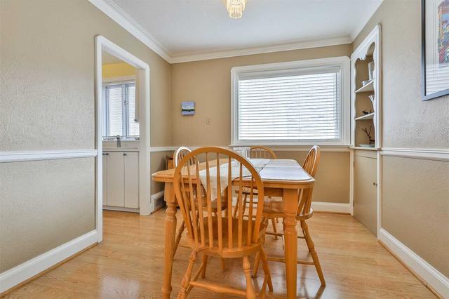 594 Broadway Ave, House detached with 2 bedrooms, 1 bathrooms and 2 parking in Toronto ON | Image 14