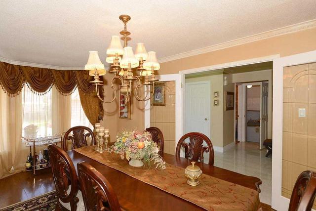 4 Butlermere Dr, House detached with 4 bedrooms, 4 bathrooms and 4 parking in Brampton ON | Image 2