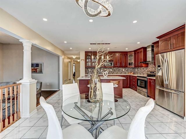 20 Himalaya St, House detached with 5 bedrooms, 6 bathrooms and 6 parking in Brampton ON | Image 14
