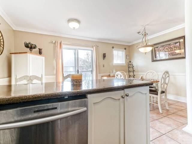 14 Suncrest Dr, House detached with 2 bedrooms, 2 bathrooms and 4 parking in Brampton ON | Image 15