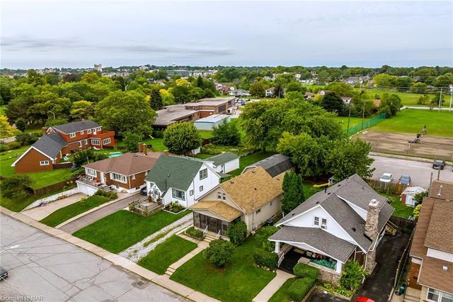 4923 Sixth Avenue, House detached with 4 bedrooms, 3 bathrooms and 6 parking in Niagara Falls ON | Image 38