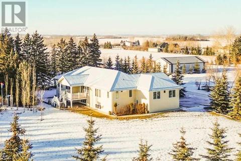 5705 54 Avenue, House detached with 5 bedrooms, 3 bathrooms and 5 parking in Stettler AB | Card Image
