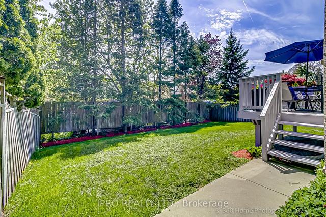 9 Jardin Hill Crt, House detached with 5 bedrooms, 3 bathrooms and 6 parking in Toronto ON | Image 8