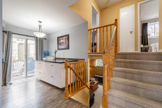1546 Wildlark Dr, House detached with 2 bedrooms, 2 bathrooms and 3 parking in Peterborough ON | Image 5