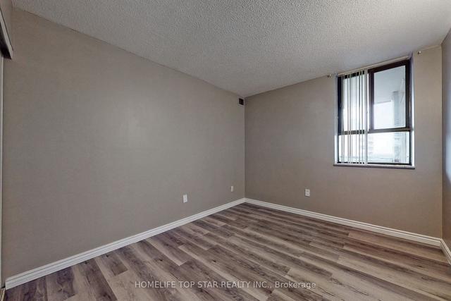 1201 - 4 Lisa St, Condo with 3 bedrooms, 2 bathrooms and 1 parking in Brampton ON | Image 8