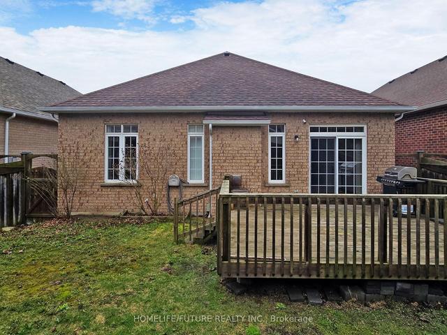 851 Eagle Ridge Dr, House detached with 3 bedrooms, 3 bathrooms and 4 parking in Oshawa ON | Image 27