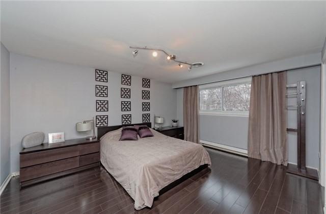 49 Royal Orchard Blvd, House detached with 4 bedrooms, 3 bathrooms and 5 parking in Markham ON | Image 12
