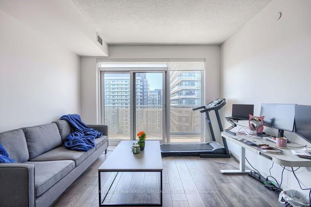 1803 - 2520 Eglinton Ave W, Condo with 1 bedrooms, 2 bathrooms and 2 parking in Mississauga ON | Image 14