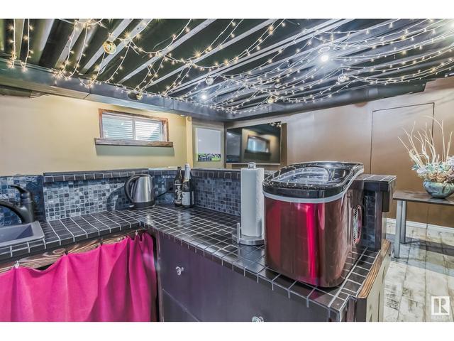 10072 90 St Nw, House detached with 4 bedrooms, 3 bathrooms and null parking in Edmonton AB | Image 36