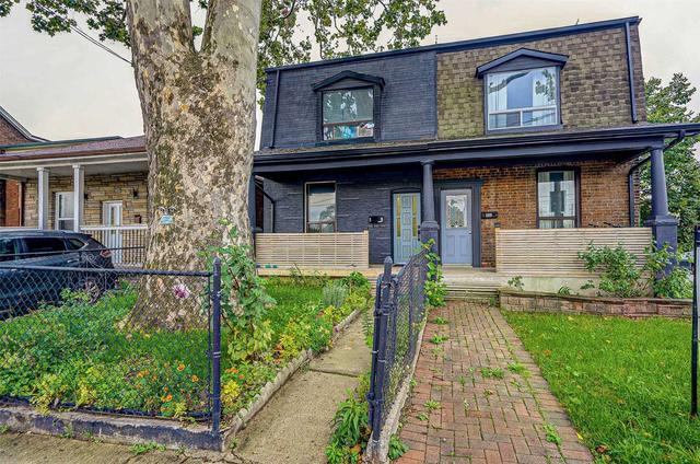 1309&11 Dupont St, House semidetached with 6 bedrooms, 5 bathrooms and 2 parking in Toronto ON | Image 1