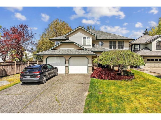 24955 119 Avenue, House detached with 5 bedrooms, 3 bathrooms and null parking in Maple Ridge BC | Card Image