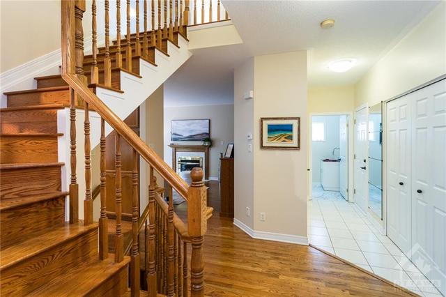 20 Bon Echo Crescent, House detached with 5 bedrooms, 4 bathrooms and 6 parking in Ottawa ON | Image 14