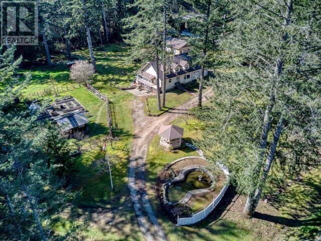 9537 Nassichuk Road, House detached with 4 bedrooms, 2 bathrooms and 8 parking in Powell River C BC | Image 53