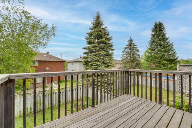 5 Nugent Crt, House detached with 3 bedrooms, 2 bathrooms and 5 parking in Barrie ON | Image 2
