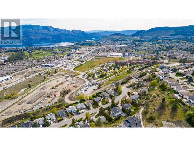 2161 Shamrock Drive, House detached with 4 bedrooms, 2 bathrooms and 2 parking in West Kelowna BC | Image 49