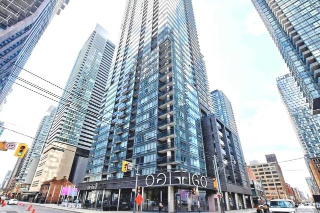 519 - 295 Adelaide St W, Condo with 1 bedrooms, 1 bathrooms and 1 parking in Toronto ON | Image 1