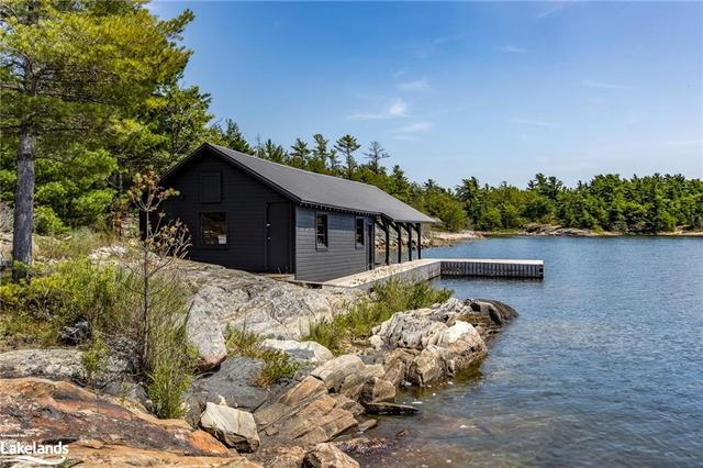 3584 Island 3420, House detached with 3 bedrooms, 1 bathrooms and null parking in Georgian Bay ON | Image 38