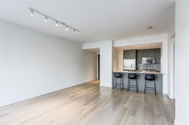 1004 - 285 Mutual St, Condo with 2 bedrooms, 1 bathrooms and 0 parking in Toronto ON | Image 18