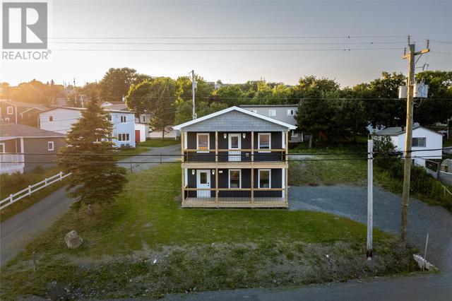 705 Main Road, House detached with 3 bedrooms, 2 bathrooms and null parking in Pouch Cove NL | Image 27