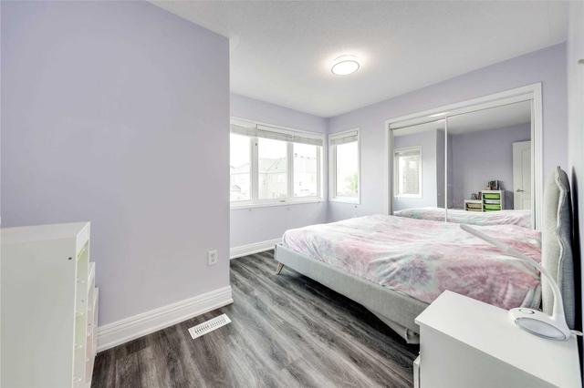 2312 Bur Oak Ave, House semidetached with 3 bedrooms, 4 bathrooms and 3 parking in Markham ON | Image 16