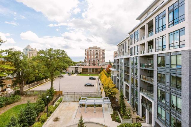 518 - 21 Clairtrell Rd, Condo with 2 bedrooms, 2 bathrooms and 1 parking in Toronto ON | Image 8