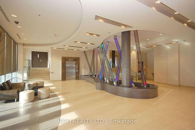 1602 - 90 Absolute Ave, Condo with 2 bedrooms, 1 bathrooms and 1 parking in Mississauga ON | Image 7