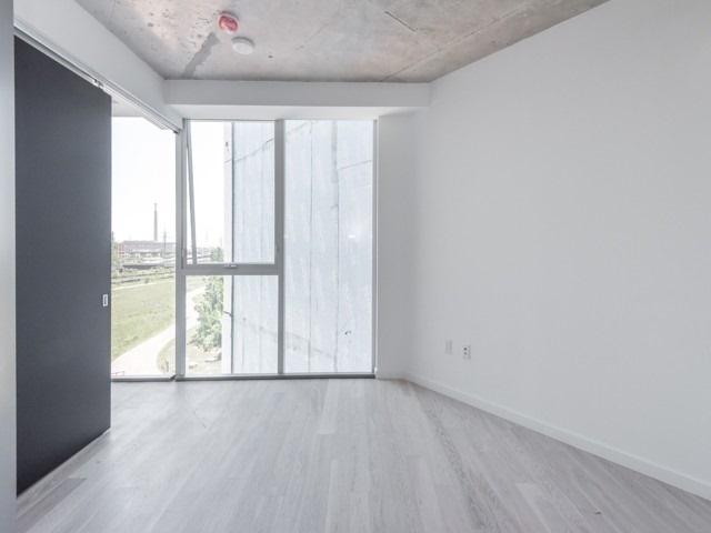 512 - 170 Bayview Ave, Condo with 1 bedrooms, 1 bathrooms and null parking in Toronto ON | Image 8