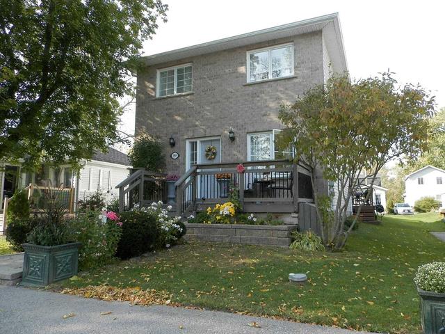 1068 Wood St, House detached with 3 bedrooms, 3 bathrooms and 4 parking in Innisfil ON | Image 1