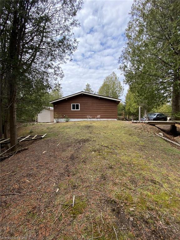 529 Lindsay Road 30, House detached with 3 bedrooms, 1 bathrooms and null parking in Northern Bruce Peninsula ON | Image 24