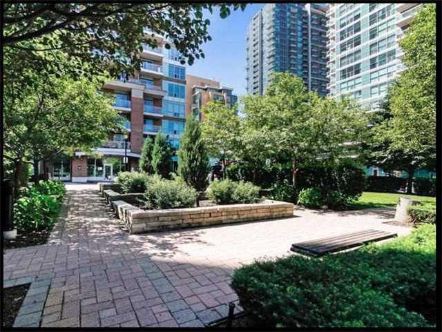802 - 50 Lynn Williams St, Condo with 0 bedrooms, 1 bathrooms and null parking in Toronto ON | Image 2