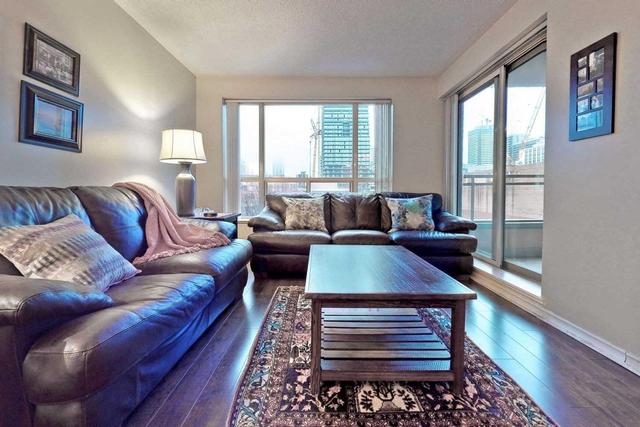 503 - 889 Bay St, Condo with 1 bedrooms, 1 bathrooms and 1 parking in Toronto ON | Image 4