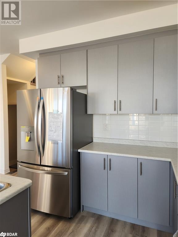 stainless appliances | Image 8