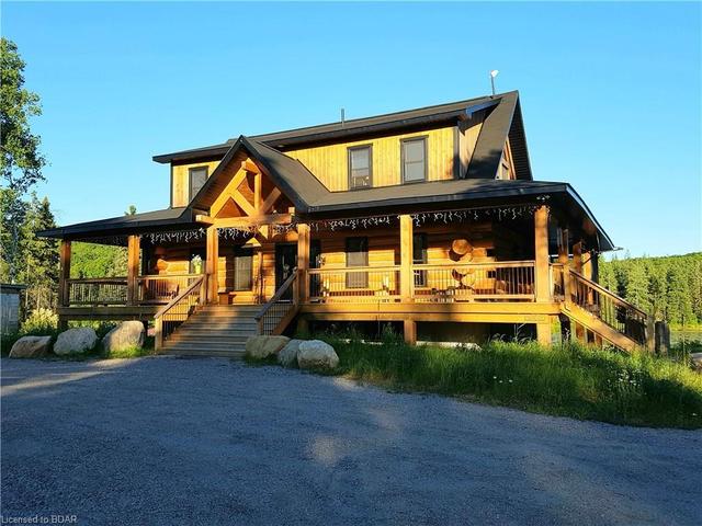1201 Chemical Road, House detached with 4 bedrooms, 3 bathrooms and 16 parking in Parry Sound, Unorganized, North East Part ON | Image 4