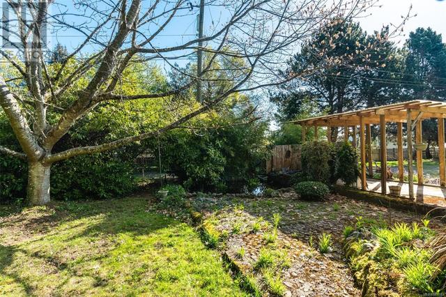 1913 Kaltasin Rd, House detached with 4 bedrooms, 3 bathrooms and 3 parking in Sooke BC | Image 50