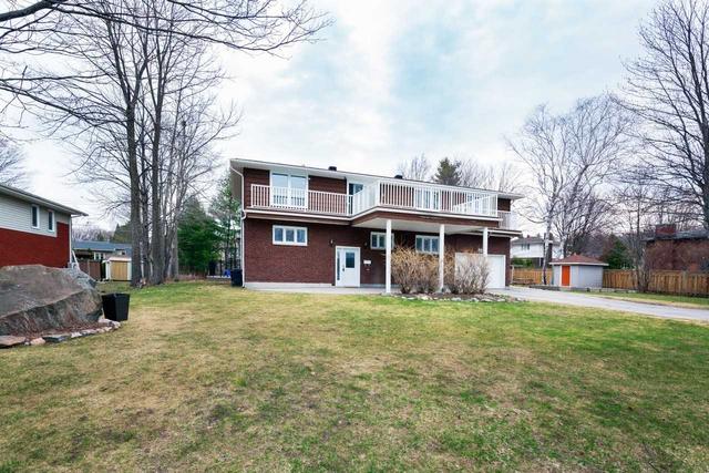 120 Wallace Heights Dr, House detached with 4 bedrooms, 2 bathrooms and 7 parking in North Bay ON | Image 12