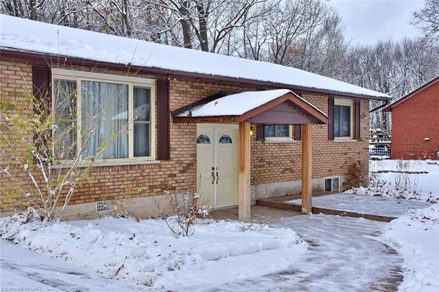 78 White Birch Way, House detached with 4 bedrooms, 2 bathrooms and 8 parking in Wasaga Beach ON | Image 3