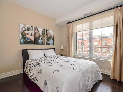 th18 - 21 Burkebrook Pl, Townhouse with 3 bedrooms, 3 bathrooms and 2 parking in Toronto ON | Image 13