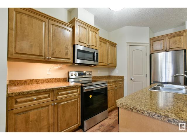 104 - 9820 165 St Nw, Condo with 2 bedrooms, 2 bathrooms and 1 parking in Edmonton AB | Image 3