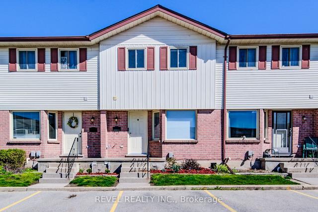 16 - 1093 Nellis St, Townhouse with 3 bedrooms, 2 bathrooms and 1 parking in Woodstock ON | Image 1