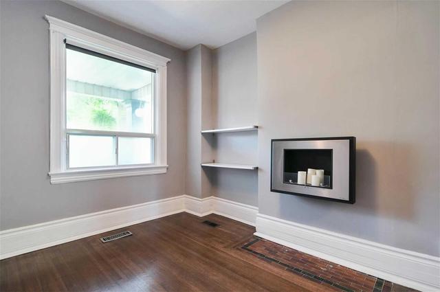 Unit 1 - 538 Roxton Rd, House detached with 2 bedrooms, 2 bathrooms and 1 parking in Toronto ON | Image 3