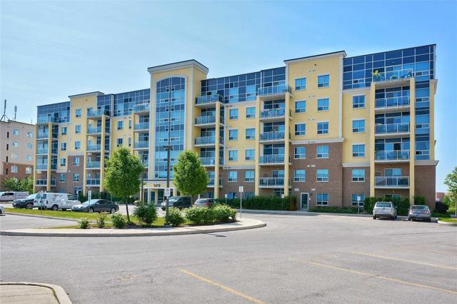 501 - 1419 Costigan Rd, Condo with 2 bedrooms, 2 bathrooms and 2 parking in Milton ON | Image 1