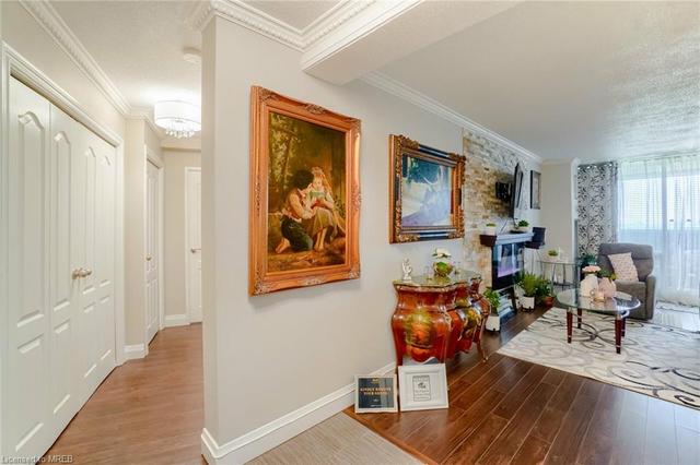 716 The West Mall, House attached with 1 bedrooms, 1 bathrooms and 1 parking in Toronto ON | Image 25