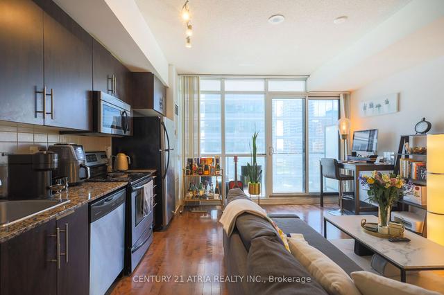 1706 - 65 Bremner Blvd, Condo with 1 bedrooms, 1 bathrooms and 0 parking in Toronto ON | Image 11