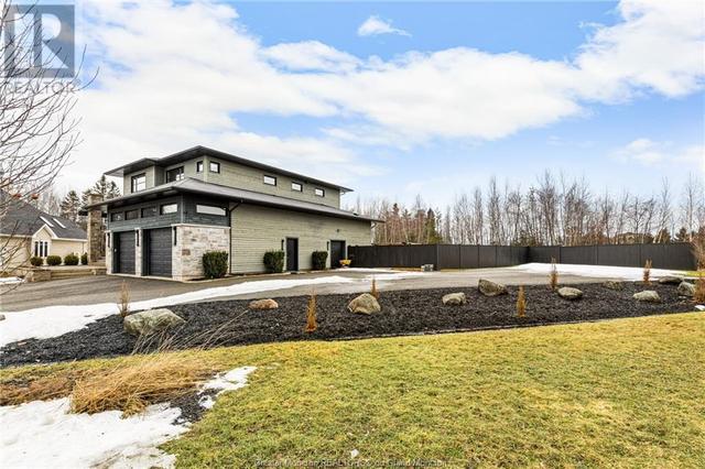 42 Chevreuil Crt, House detached with 4 bedrooms, 3 bathrooms and null parking in Dieppe NB | Image 48