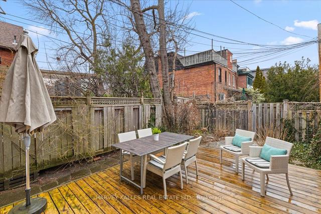 114 Wells St, House semidetached with 4 bedrooms, 2 bathrooms and 1 parking in Toronto ON | Image 27