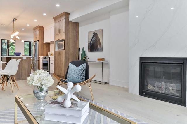 70 Wardell St, House detached with 3 bedrooms, 4 bathrooms and 1 parking in Toronto ON | Image 4