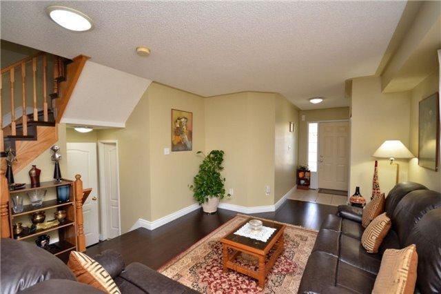 53 Lonestar Cres, House semidetached with 3 bedrooms, 3 bathrooms and 3 parking in Brampton ON | Image 6